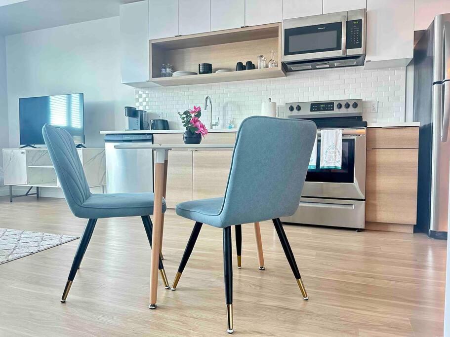 Modern Downtown Tacoma: King Suite with Netflix & Rooftop Exterior photo